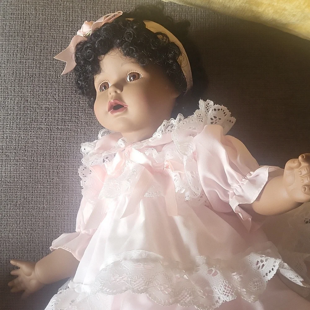 Doll Collector Item African American Unmarked Maker Beautiful Porcelain